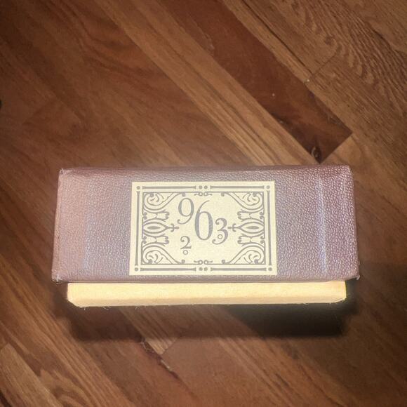 Harry Potter Wand 643/ 963 Noble Collection Olivanders Warmer Bros Boxed - Picture 10 of 13